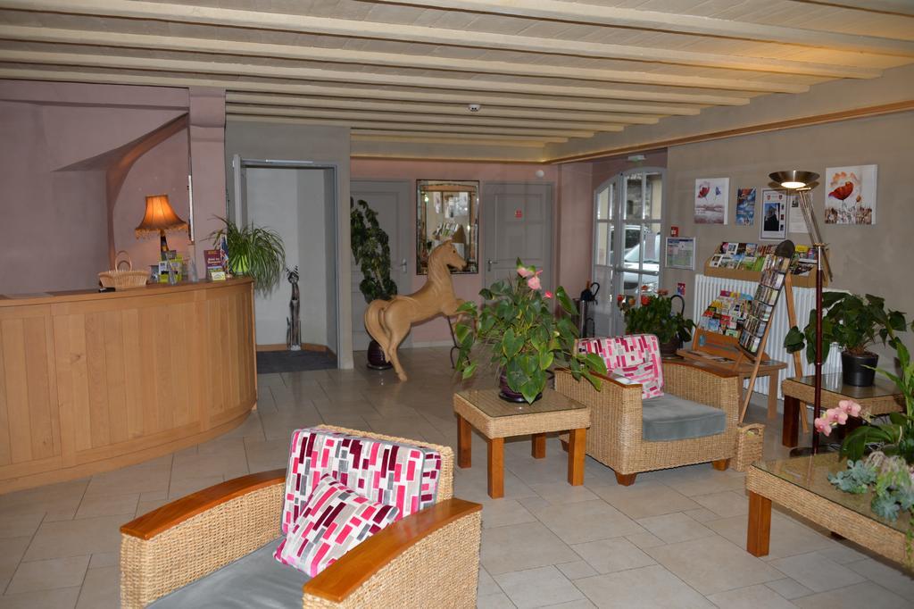 Logis Hotel Restaurant & Spa Les Remparts Салер Экстерьер фото
